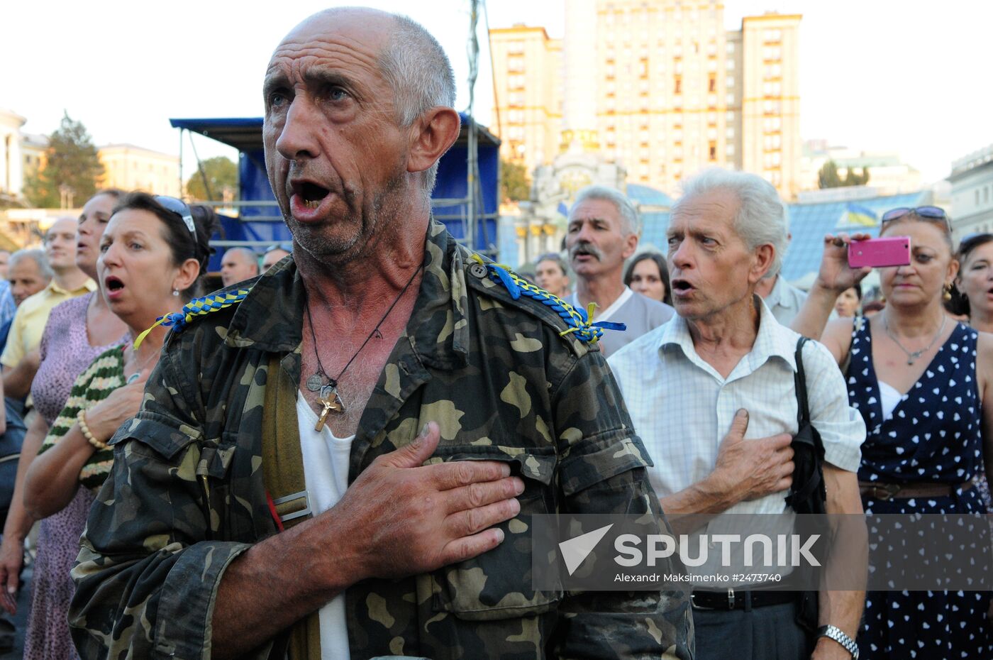 Extraordinary popular asembly in Kiev's Independence Square