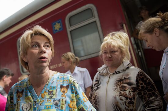 Nine critically ill children from easetrn Ukraine delivered to Moscow