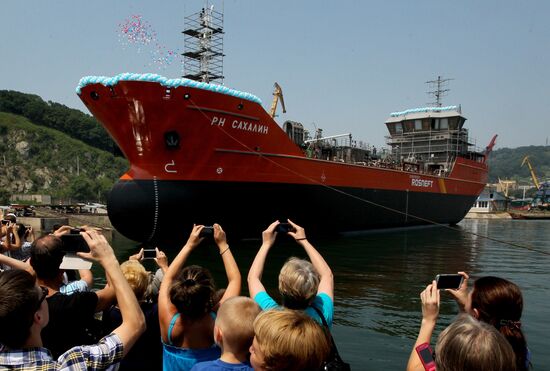 Tanker "Sakhalin" commissioned in Vladivostok