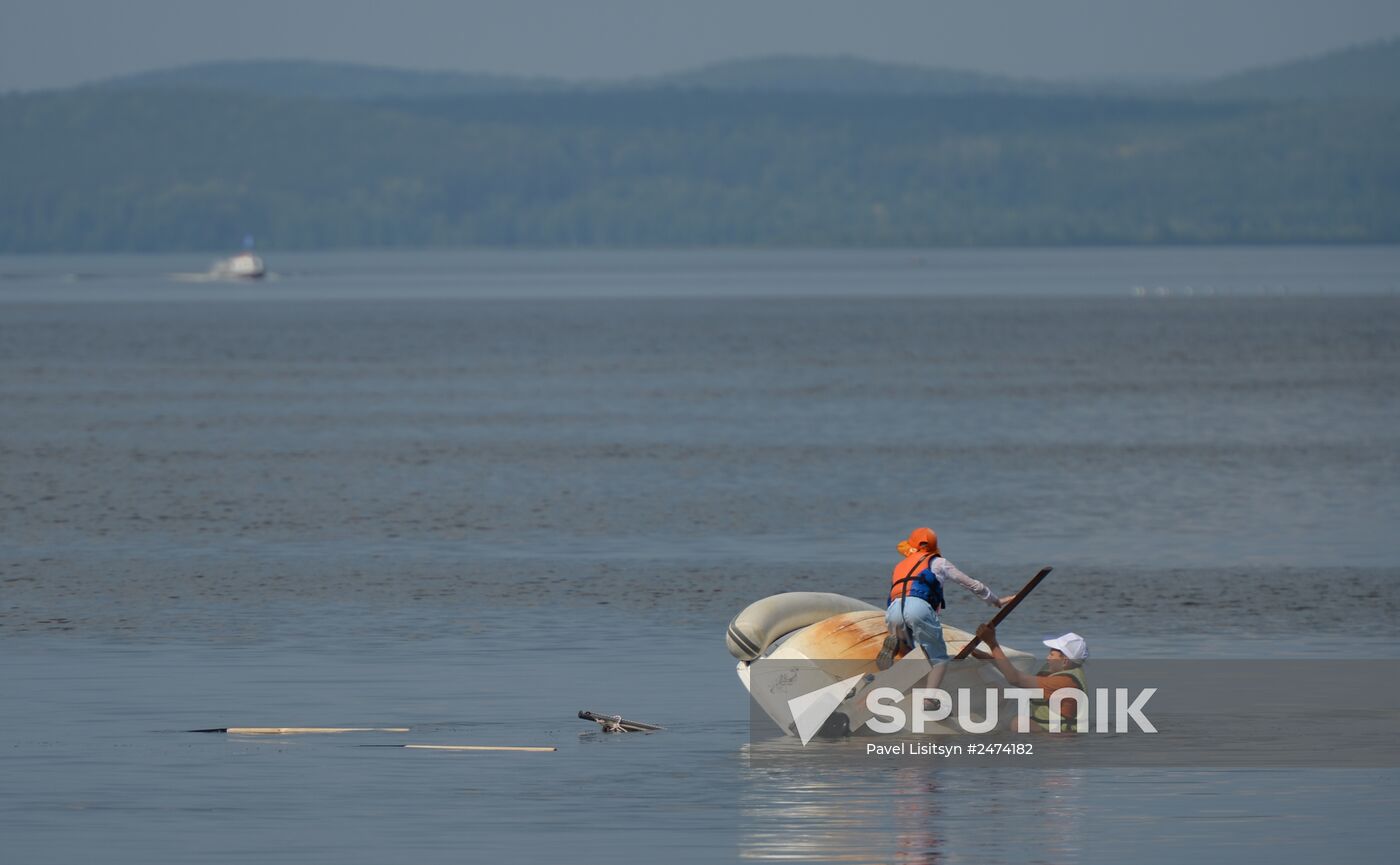 "Flagman" children's flotilla in Yekaterinburg