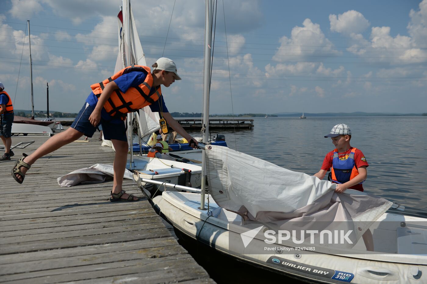 "Flagman" children's flotilla in Yekaterinburg