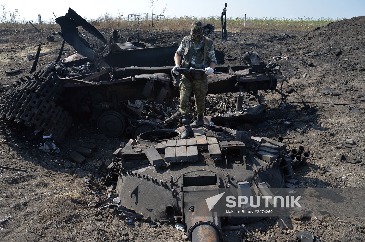 Lugansk People's Republic militia take over Dolzhansky border crossing point on Russian border