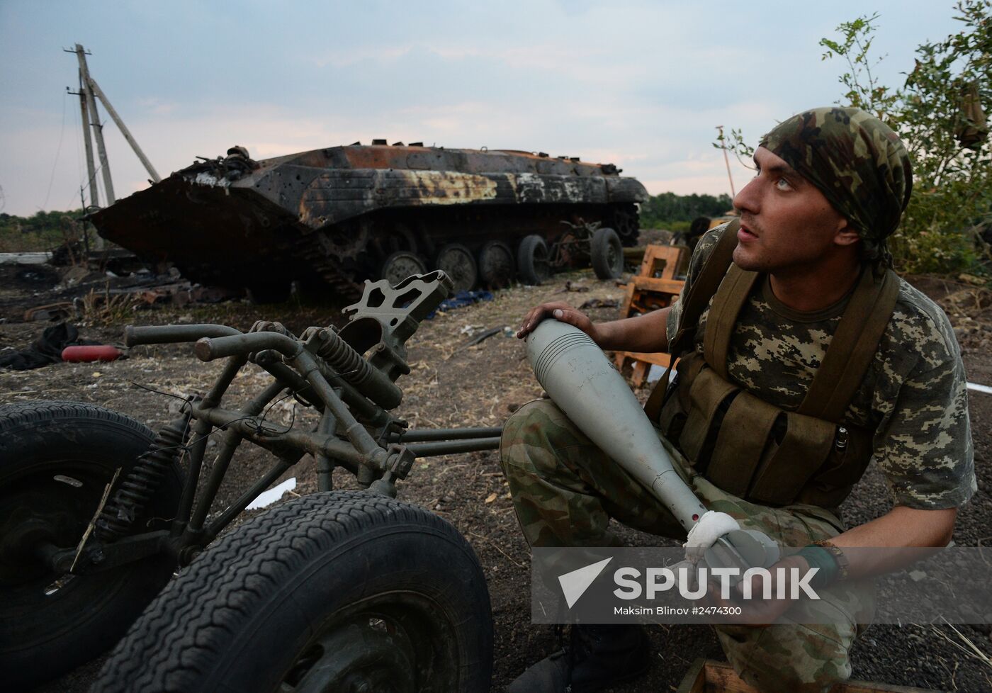 Lugansk People's Republic militia take over Dolzhansky border crossing point on Russian border