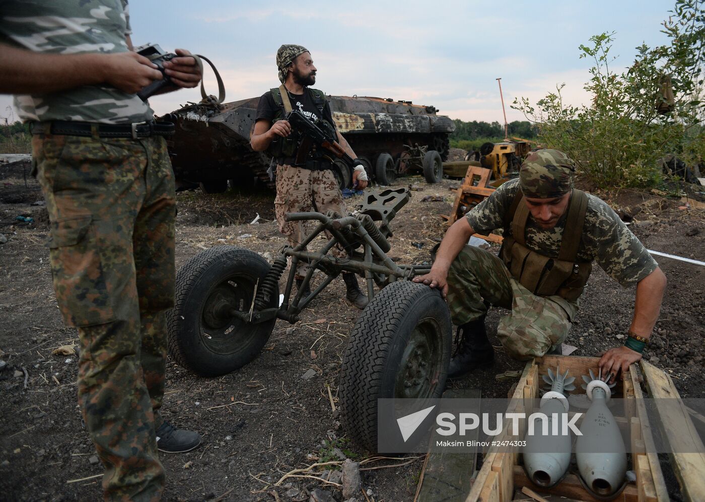 Lugansk People's Republic militia take over Dolzhansky border crossing point on Russian border