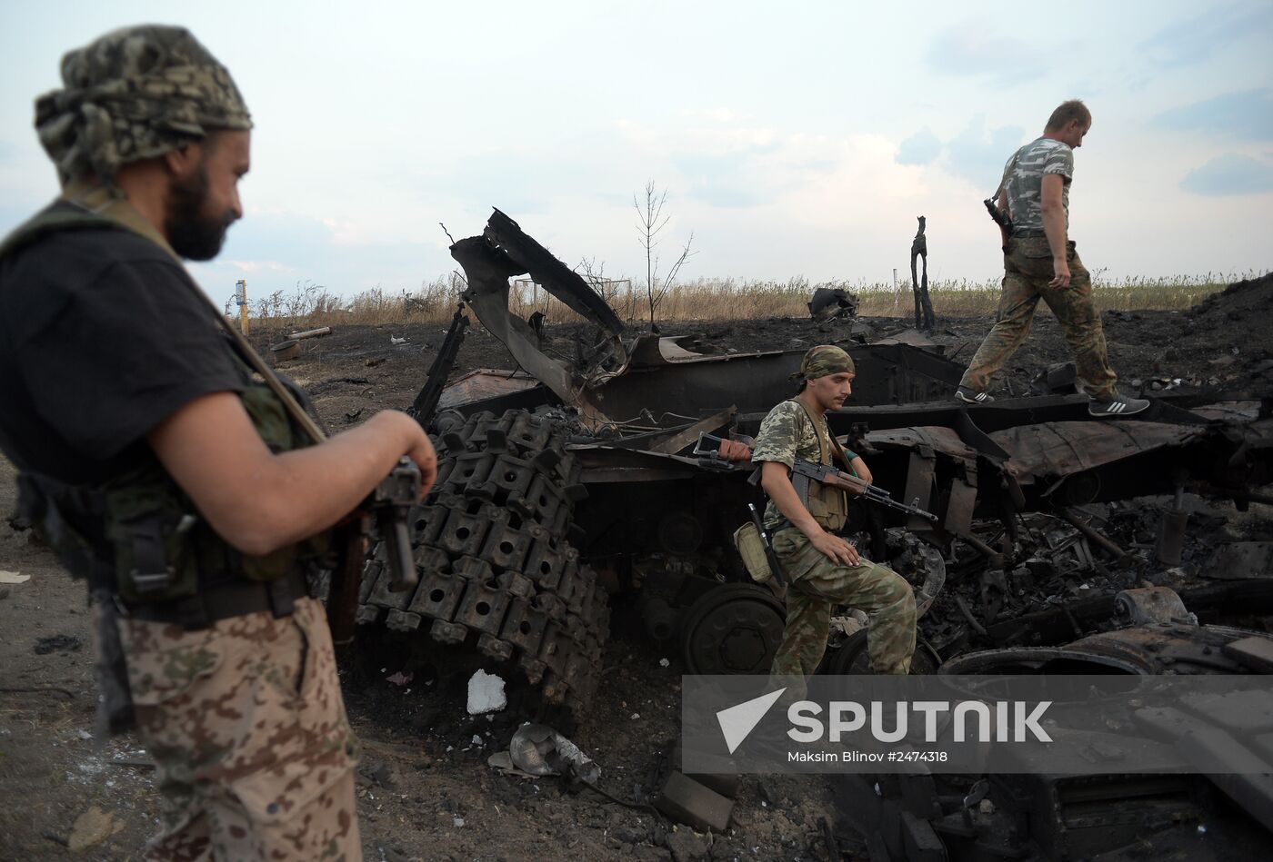 Lugansk People's Republic militia take over Dolzhansky border crossing point on Russian border