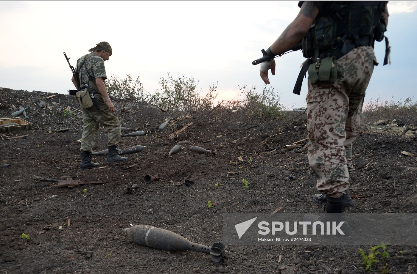 Lugansk People's Republic take over Dolzhansky border crossing point on Russian border