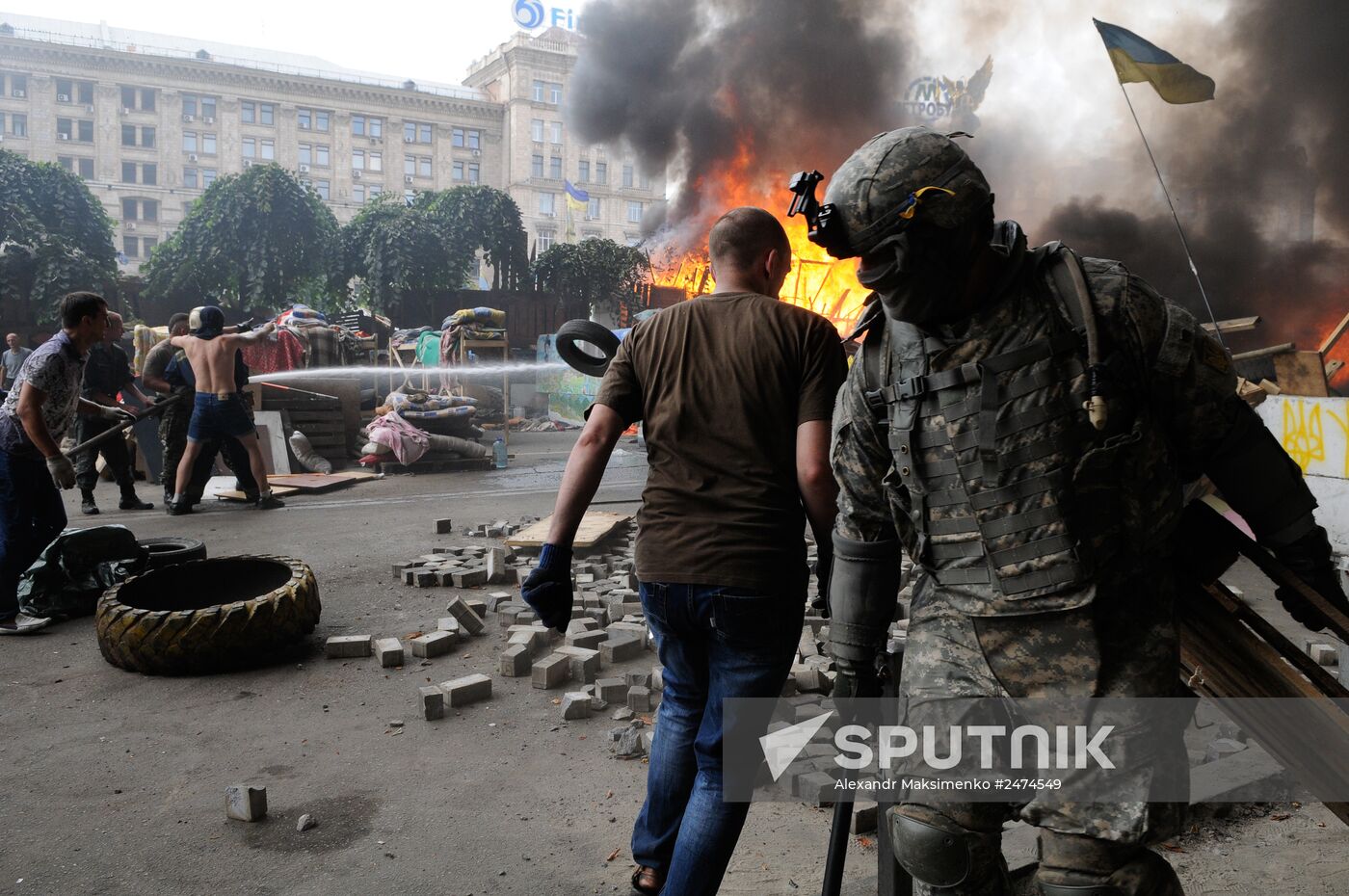 Barricades cleared in Kiev's Maidan square