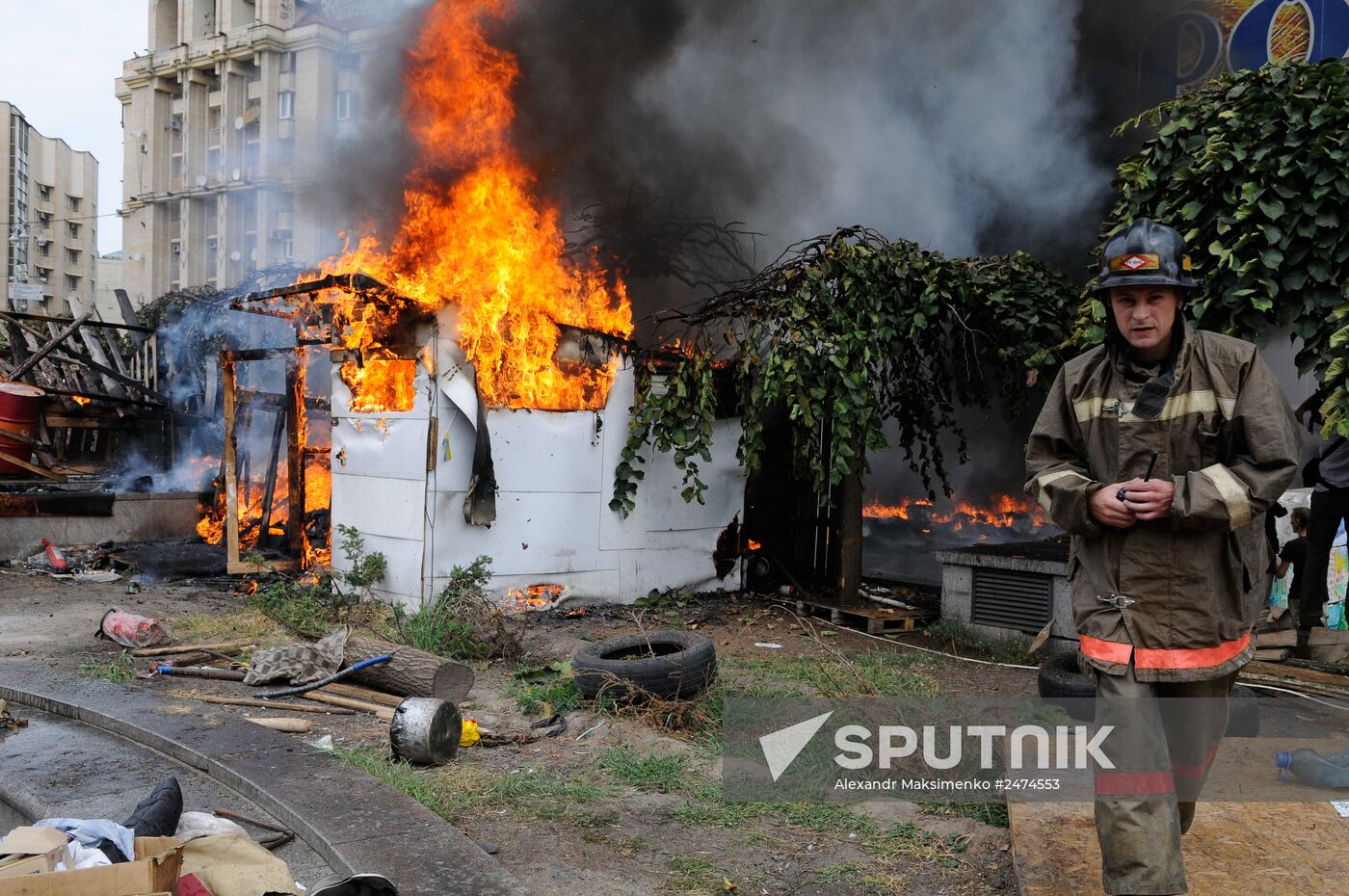 Barricades cleared in Kiev's Maidan square