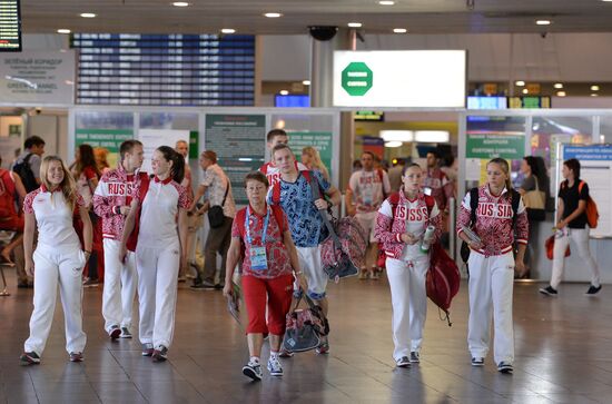 Russian team seen off before departing for 2014 Summer Youth Olympics