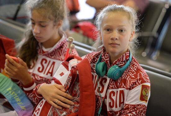 Russian team seen off before departing for 2014 Summer Youth Olympics