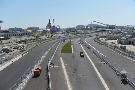 Building the Formula-1 motor racing track in Sochi