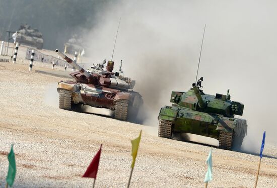 Tank Biathlon 2014 World Championships. Pursuit race