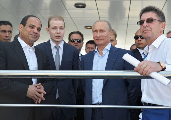 Vladimir Putin meets with Abdel Fattah al-Sisi in Sochi