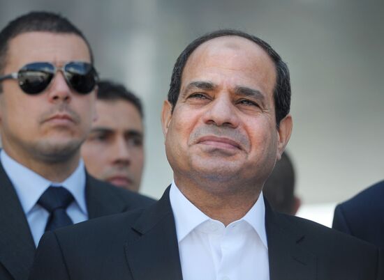 Vladimir Putin meets with Abdel Fattah al-Sisi in Sochi