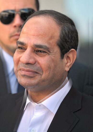 Vladimir Putin meets with Abdel Fattah al-Sisi in Sochi