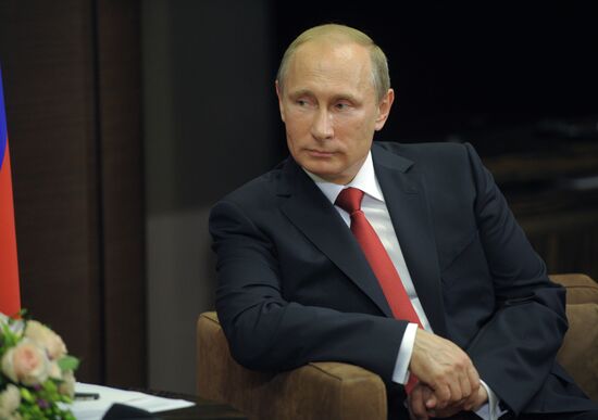 Vladimir Putin meets with Abdel Fattah al-Sisi in Sochi