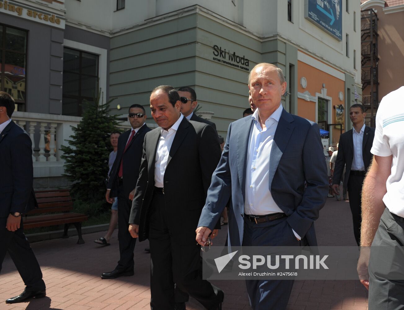 Vladimir Putin meets with Abdel Fattah al-Sisi in Sochi