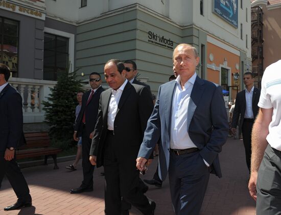 Vladimir Putin meets with Abdel Fattah al-Sisi in Sochi