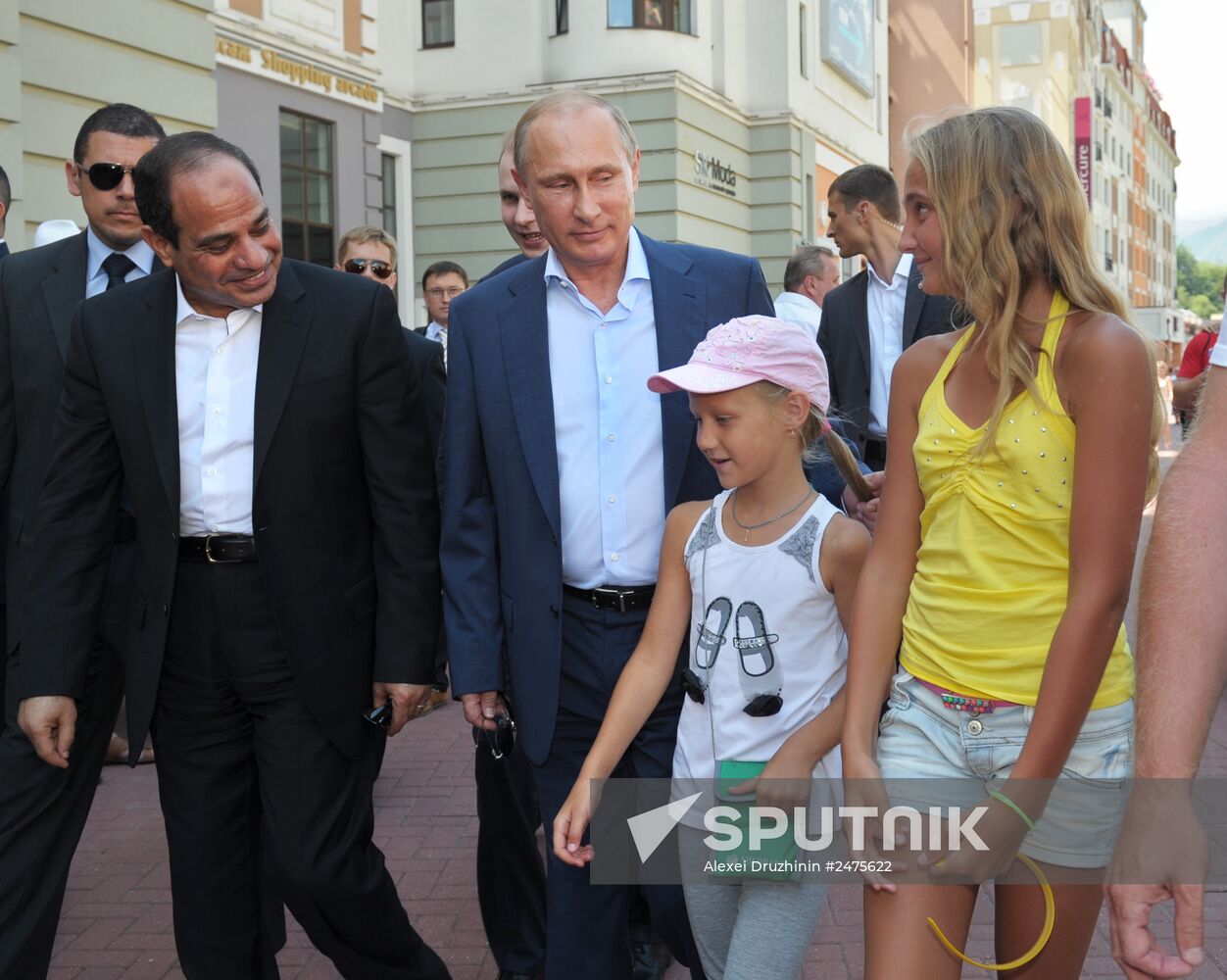 Vladimir Putin meets with Abdel Fattah al-Sisi in Sochi