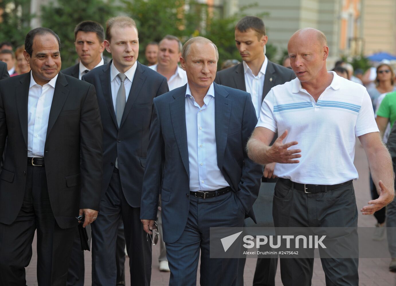 Vladimir Putin meets with Abdel Fattah al-Sisi in Sochi