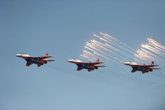 celebrating Air Force Day in Lipetsk