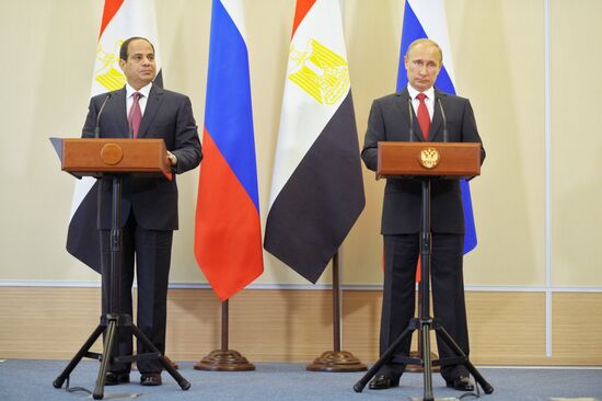 Vladimir Putin meets with Abdel Fattah al-Sisi in Sochi