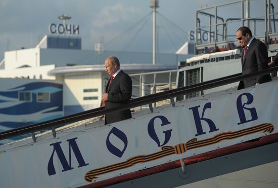 Vladimir Putin meets with Abdel Fattah el-Sisi in Sochi