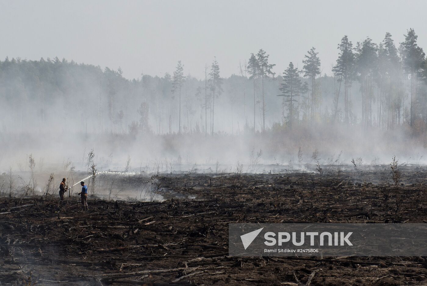 Putting out peat bog fires in Tver Region