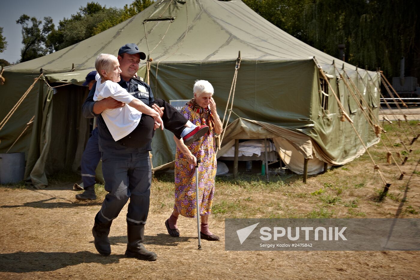 Refugee camp in Lugansk Region
