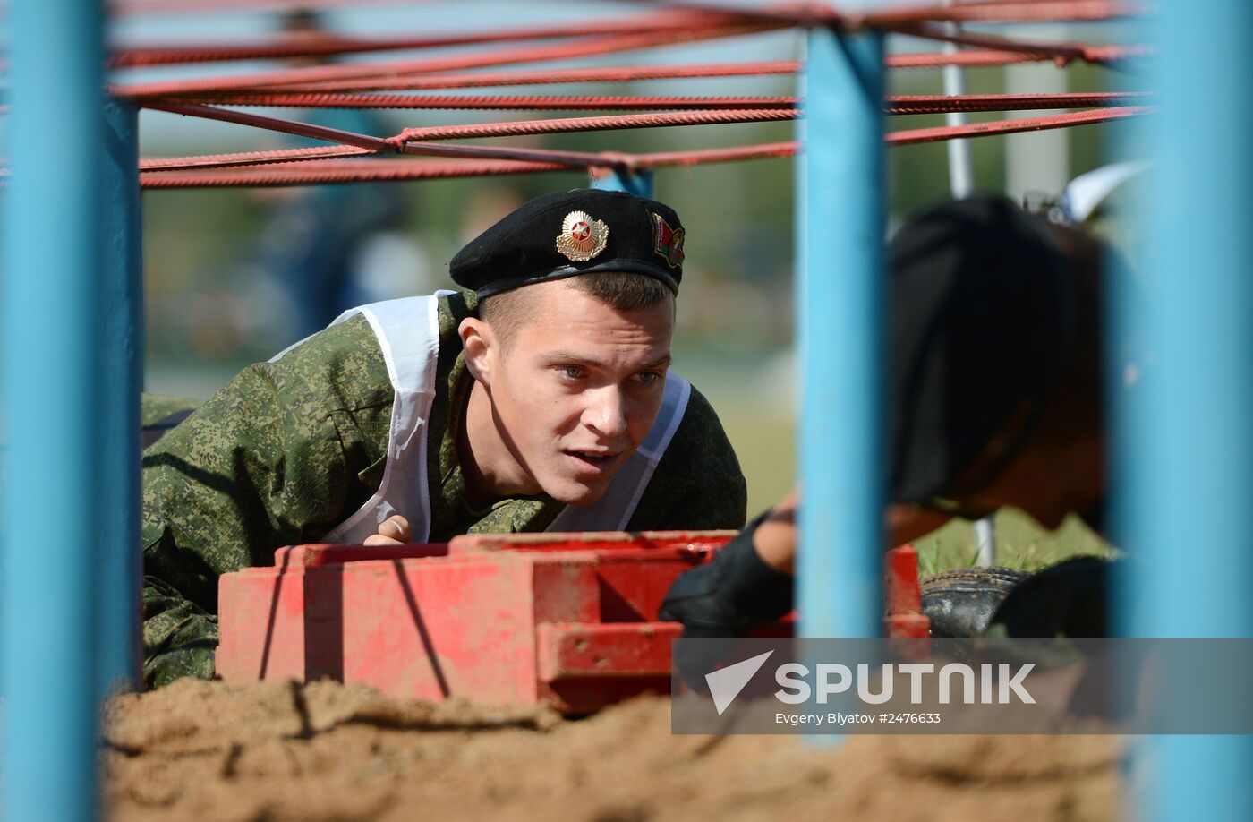 Tank Biathlon 2014. Athletic Stage