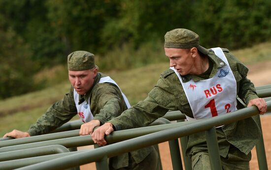 Tank Biathlon 2014. Athletic Stage
