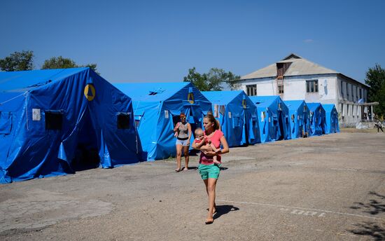 Ukrainian refugee camp in Mazanka outside Simferopol