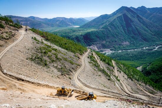 Gold mining in Irokinda mine, Buryatia