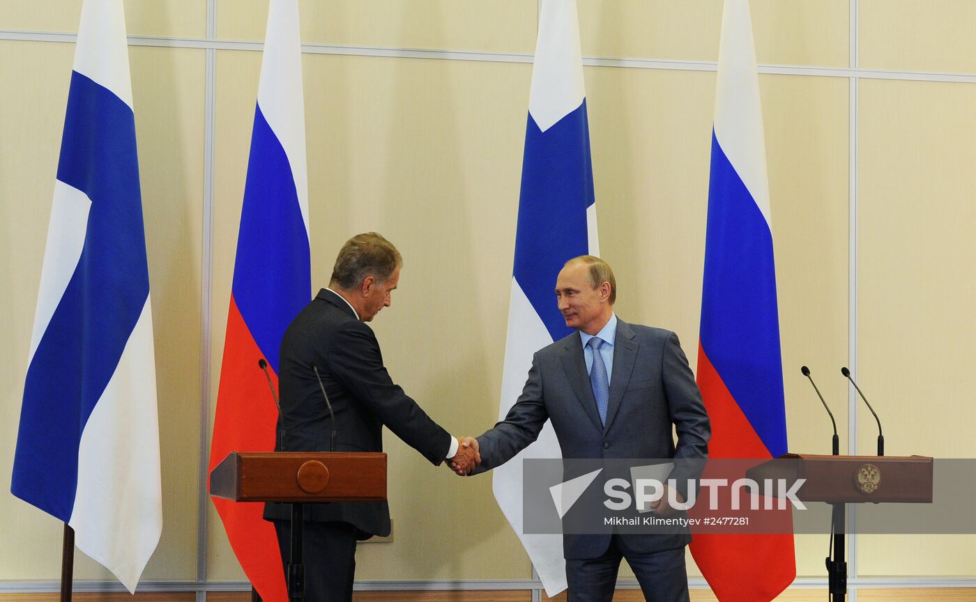 Vladimir Putin meets with President of Finland Sauli Niinistö