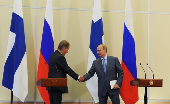 Vladimir Putin meets with President of Finland Sauli Niinistö