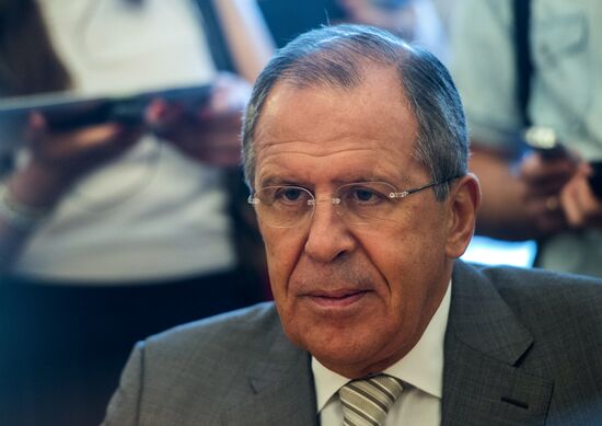 Sergey Lavrov meets with PLO Executive Committee member Sahib Oreikat