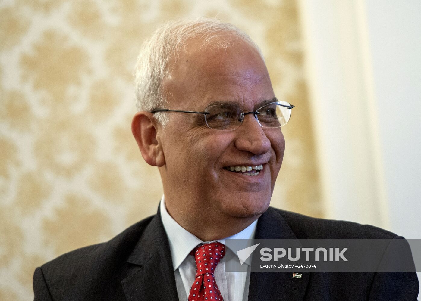 Sergey Lavrov meets with PLO Executive Committee member Sahib Oreikat