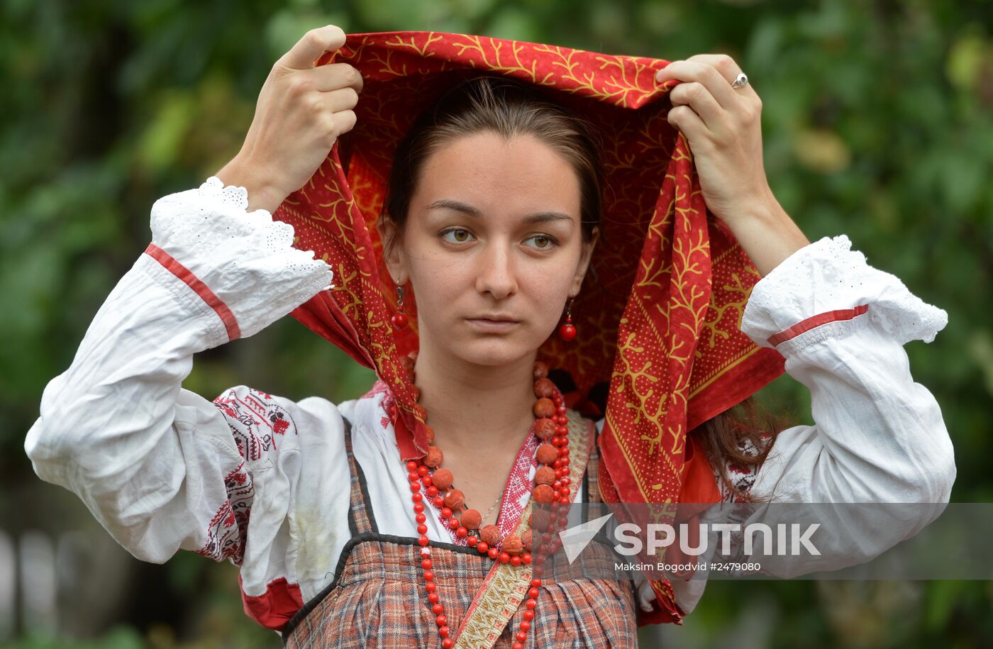 Orthodox Christians celebrate Savior of the Apple Day Feast