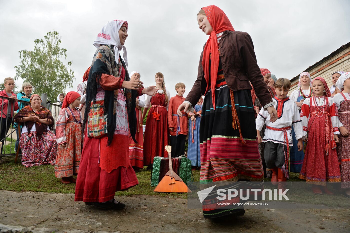 Orthodox Christians celebrate Savior of the Apple Day Feast