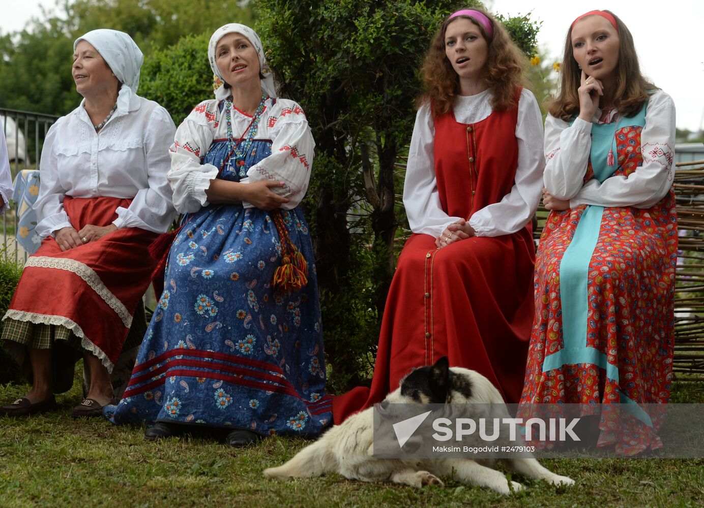 Orthodox Christians celebrate Savior of the Apple Day Feast