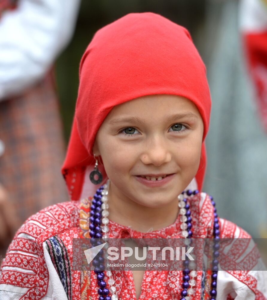 Orthodox Christians celebrate Savior of the Apple Day Feast