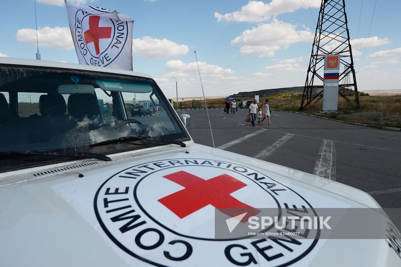 Humanitarian aid convoy for Ukraine's south-east at Donetsk border crossing point