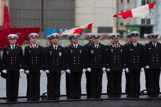 Official ceremony of raising Russian Navy colors on Novorossiysk diesel-electric submarine