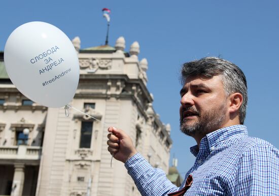 Rally supporting Andrei Stenin in central square of Belgrade