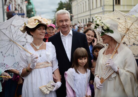 Pedestrian area opens on Pyatnitskaya Street in Moscow