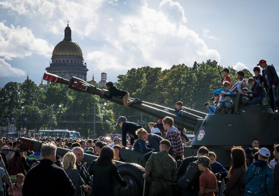 Celebration of 150th anniversary of Western Military District in St. Petersburg