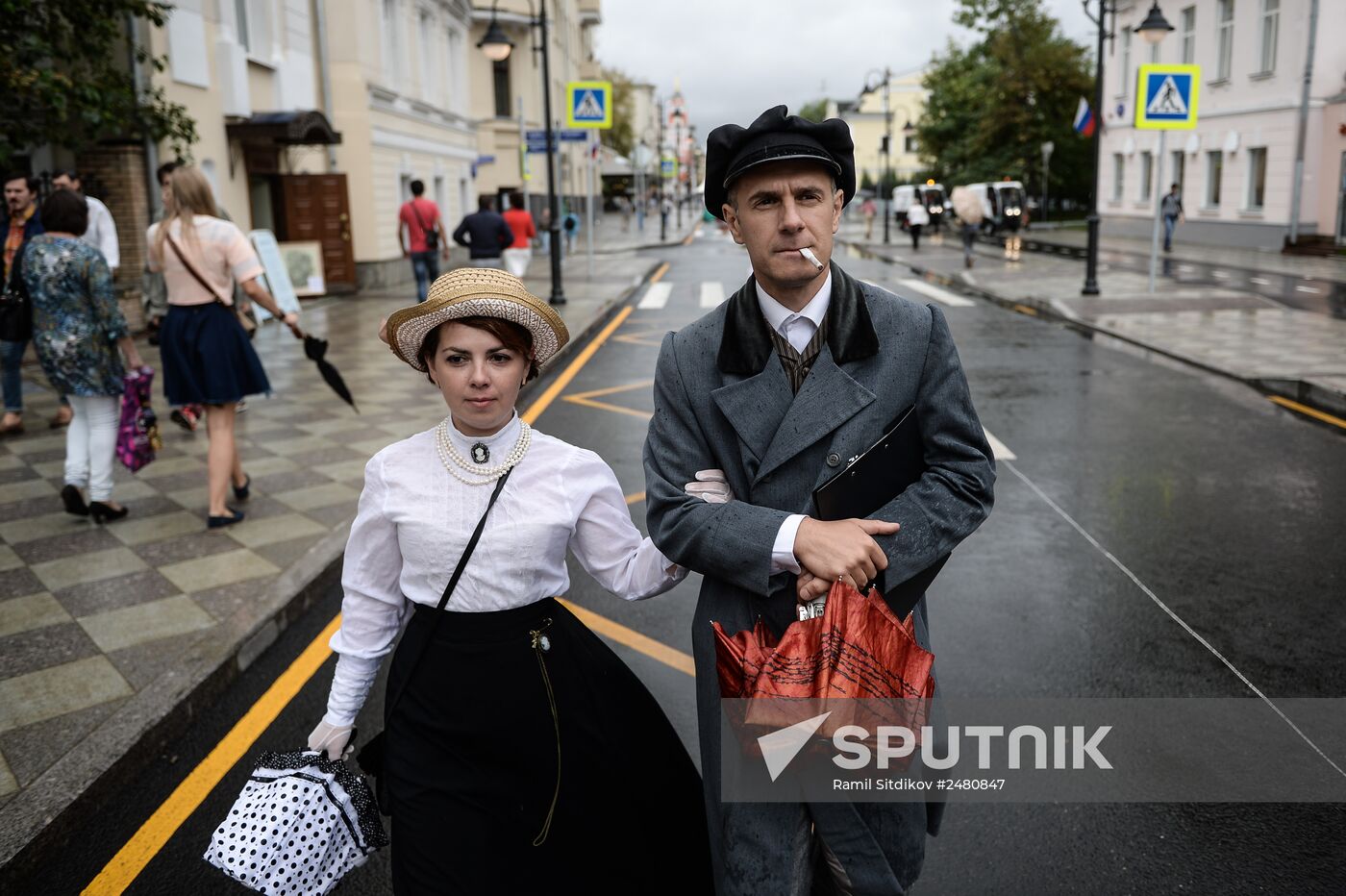 Pedestrian area opens on Pyatnitskaya Street in Moscow