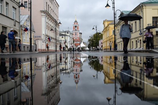 Pedestrian area opens on Pyatnitskaya Street in Moscow
