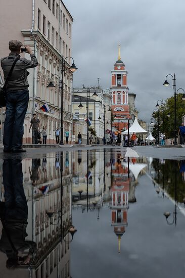 Pedestrian area opens on Pyatnitskaya Street in Moscow