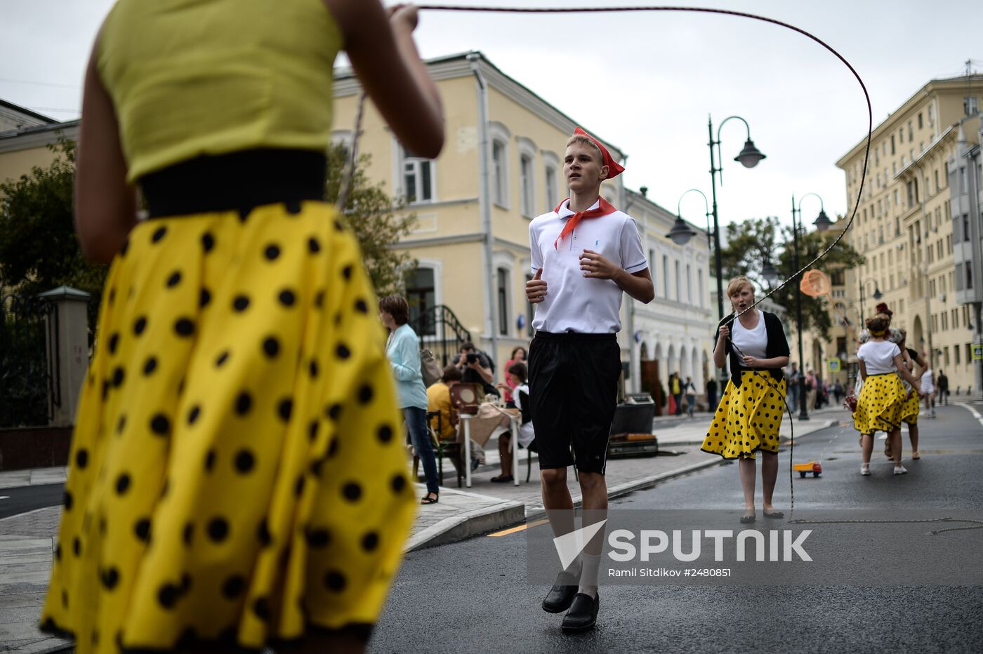 Pedestrian area opens on Pyatnitskaya Street in Moscow